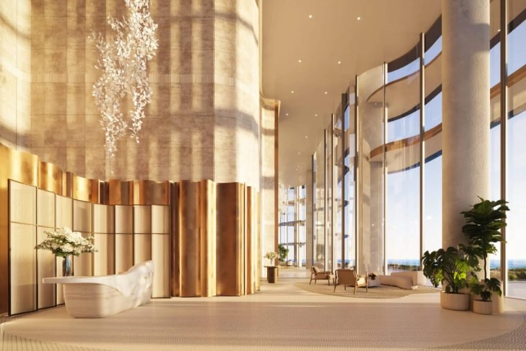 Lobby da Torre Sul com pé-direito alto e luz natural