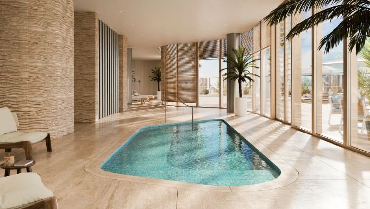 Piscina interna do spa