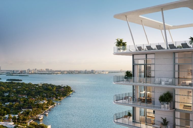 Varandas com vista para a Baía de Biscayne