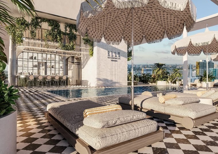 Lounge ao ar livre com pergolado