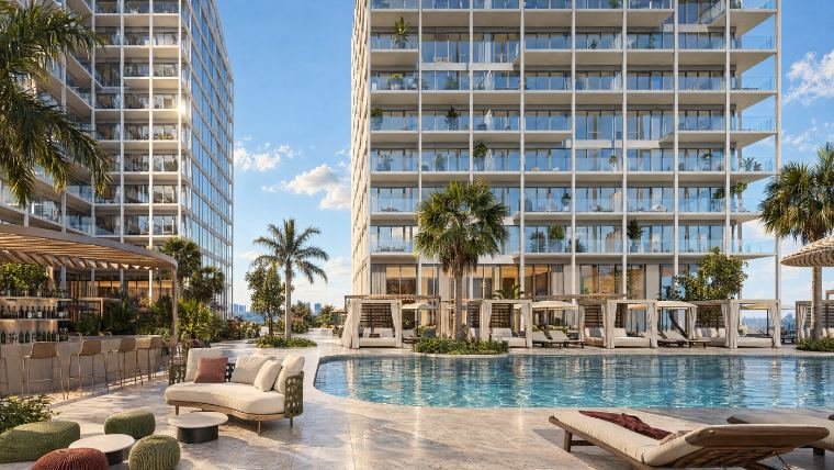 Sky Deck com piscina, cabanas e espreguiçadeiras