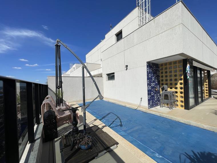 Cobertura duplex com piscina privativa no Noroeste